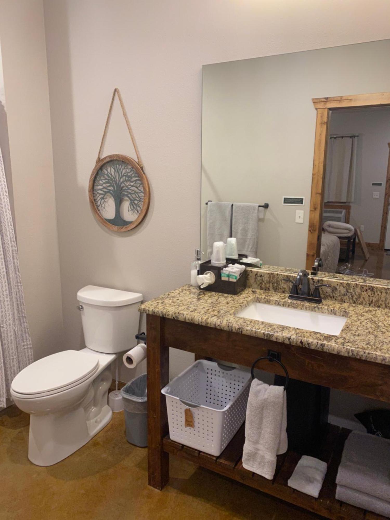 The Woods Lodging Kingston Chambre photo